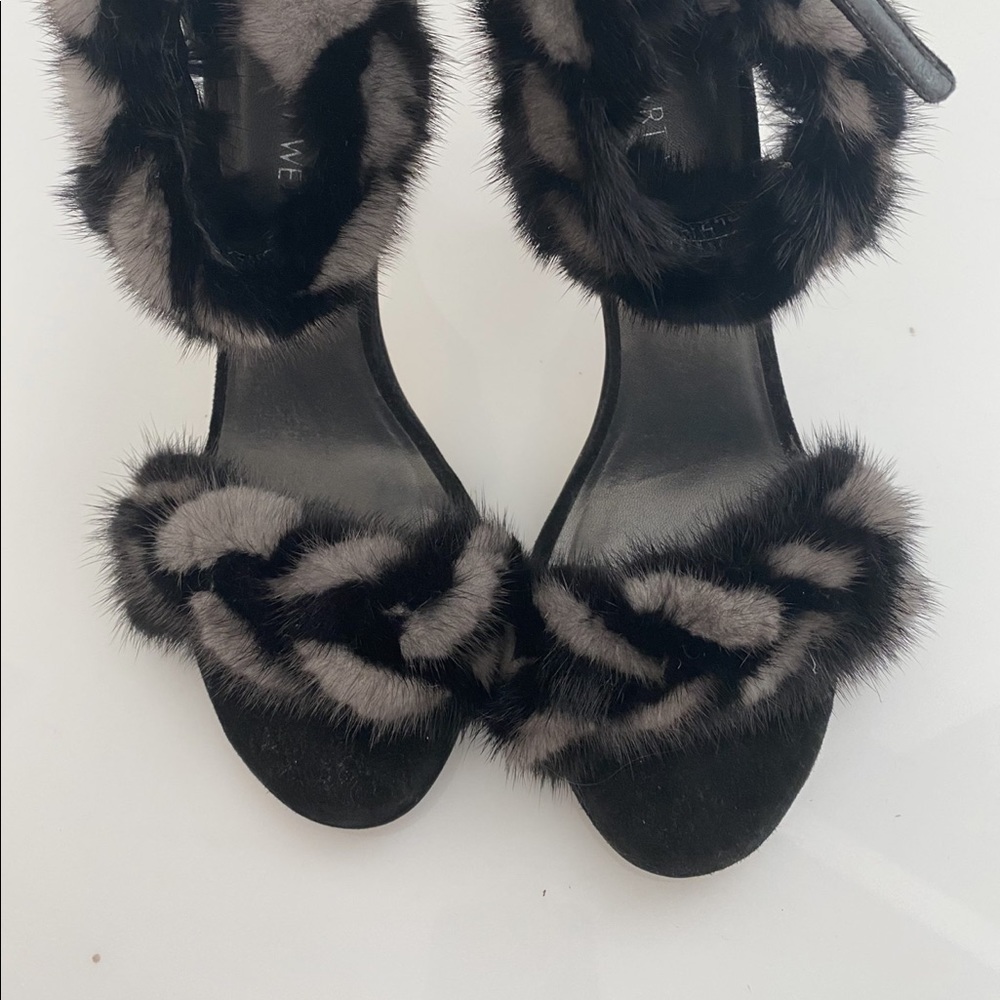 Stuart Weitzman NEVER USED Mink fur sandal heel